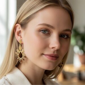 Chic Gold Floral Drop Earrings
